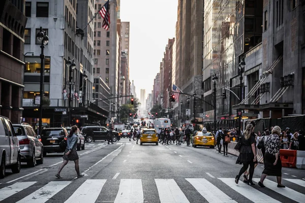 Lexington Crowdy Avenue em Nova York — Fotografia de Stock