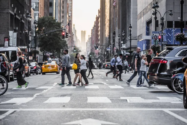 Crowdy Lexington Avenue v New Yorku — Stock fotografie