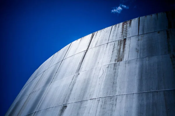 Abandoned Oil Refinery Gas Tank — Stock Photo, Image