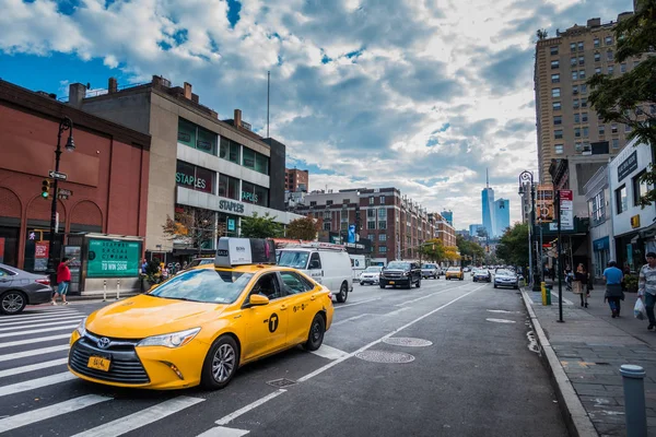 Táxi elétrico híbrido em Nova York — Fotografia de Stock