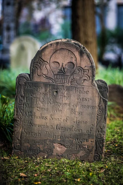 Dreifaltigkeitskirchlicher Friedhof in New York — Stockfoto