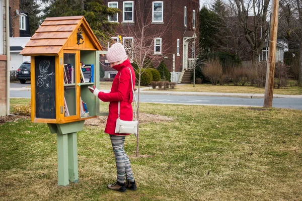 Little Free Street Library — Stock Photo, Image