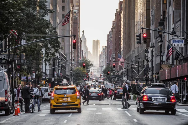 Lexington Crowdy Avenue em Manhattan — Fotografia de Stock