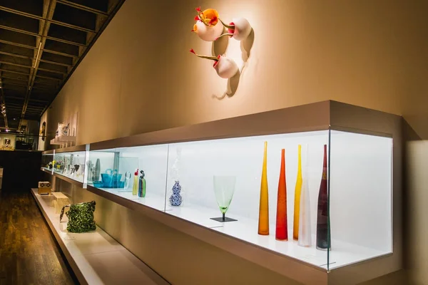 Montreal Canada November 2017 Montreal Museum Fine Arts Glassware Showcase — Stock Photo, Image