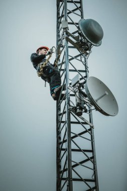 Telekom alt Cliping Carabiner koşum anten Kulesi güvenliği için