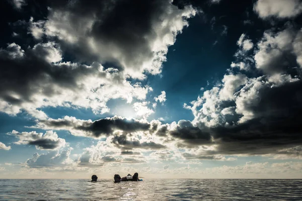 Ilha San Andres Colômbia Por Volta Março 2017 Mergulhadores Superfície — Fotografia de Stock