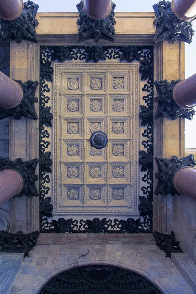 St. Isaac'ın Cathedra