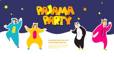 Pijama partisi pijama kostümlü mutlu arkadaşlar.