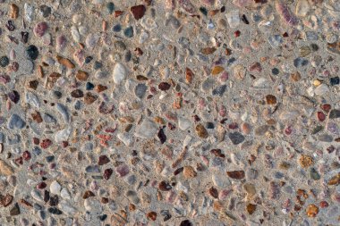 pütürlü yüzeyi taş çakıl karışık renk