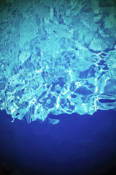 Streszczenie tekstura genialny wody niebieski kolor zielony — Zdjęcie stockowe