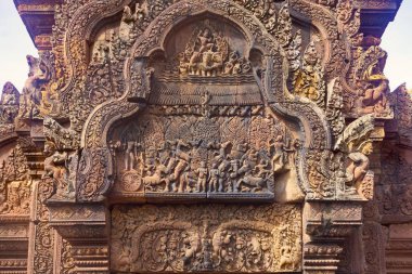 Antik Bina ya da tapınak parçası