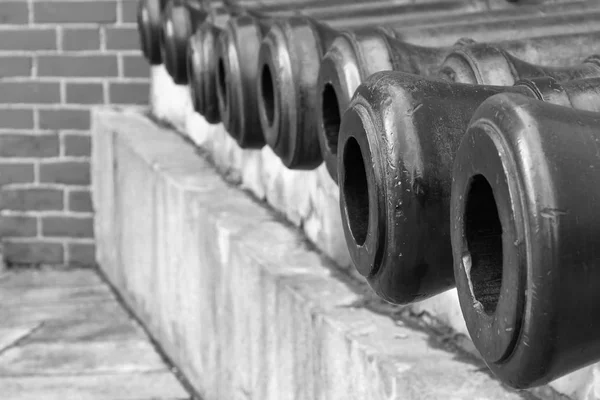 Old weapon trunks of ancient guns monochrome tone — Stock Photo, Image