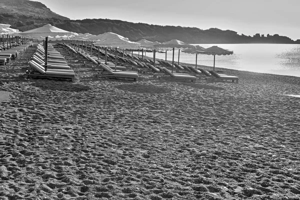 Paisagem de praia com o nascer do sol — Fotografia de Stock