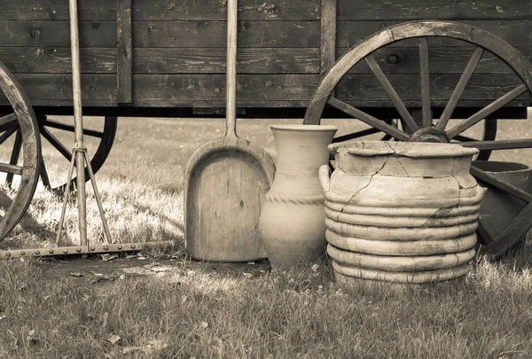 Dawnych wiejskich ware i naczynia — Zdjęcie stockowe