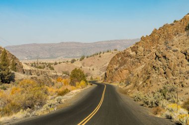 Wheeler County, Painted Hills 'e giriş yolu
