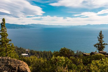 Crystal Bay Manzaralı Tahoe Gölü Manzarası