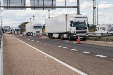 İspanya ve Portekiz arasındaki sınır denetimi Covid19 'a göre.