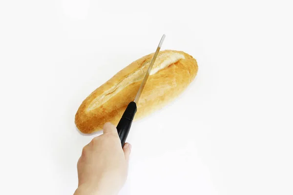 Pão Baguete Faca Para Cortar Fundo Branco — Fotografia de Stock