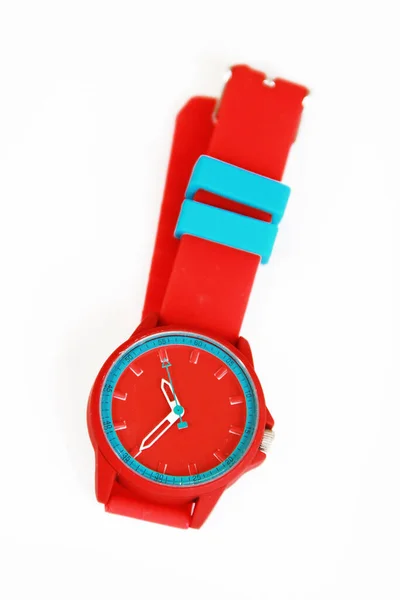 Reloj Pulsera Rojo Mujer Sobre Fondo Blanco — Foto de Stock