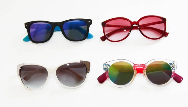 Lunettes Soleil Avec Verres Multicolores Montures Sur Fond Blanc — Photo