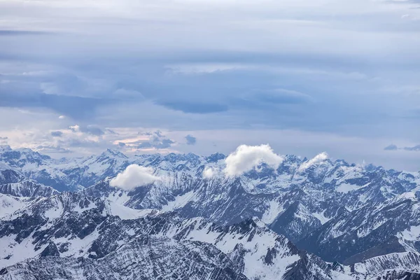 Альпы в Австрии, вид с воздуха — стоковое фото