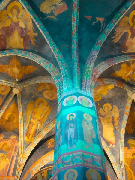 2011年10月22日ポーランド リュブリン 中世の城の礼拝堂の美しいフレスコ画 — ストック写真