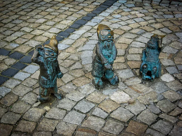 Wroclaw, polen - 17. oktober 2012: berühmte miniskulpturen der gn — Stockfoto