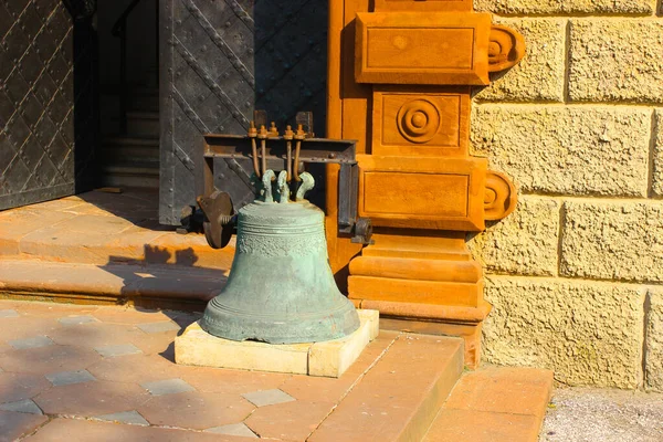 ポーランドのBaranow Sandomierski - 2013年10月8日:古代の鐘1 — ストック写真