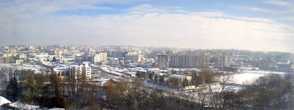 Krásný výhled na zimní město — Stock fotografie