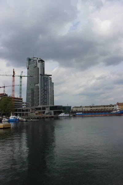 Gdingen Polen Mai 2014 Interessanter Moderner Wolkenkratzer Sea Towers Der — Stockfoto