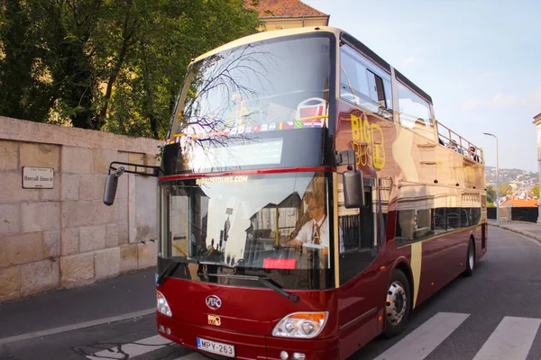 Budapest Hongarije Oktober 2014 Weinig Toeristische Bussen Bij Trap Voor — Stockfoto