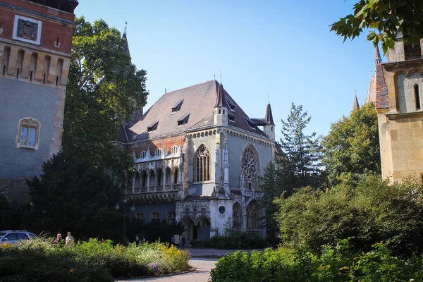 Budapeszt Węgry Października 2014 Zamek Vajdahunyad Zamek Parku Miejskim Budapesztu — Zdjęcie stockowe