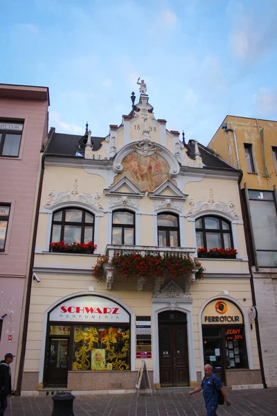 Kosice Eslovaquia Octubre 2014 Las Fachadas Las Casas Casco Antiguo —  Fotos de Stock