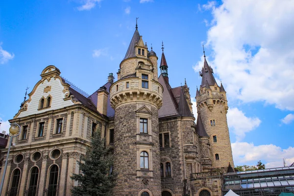 Moszna Polônia Maio 2015 Castelo Moszna Tem Sido Frequentemente Destaque — Fotografia de Stock
