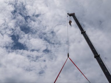 Mobil İnşaat vinçleri.