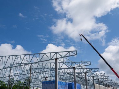 Mobil İnşaat vinçleri.