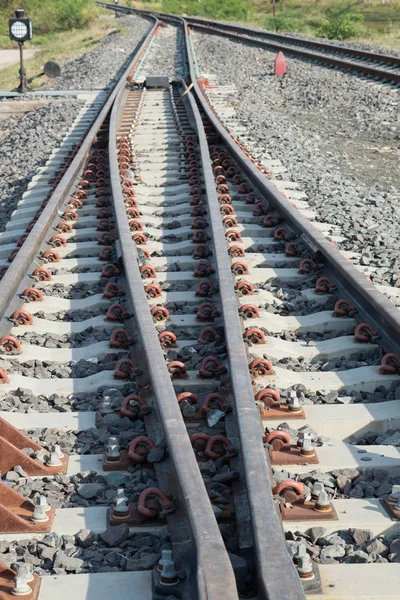 Dettaglio binari ferroviari close up . — Foto Stock
