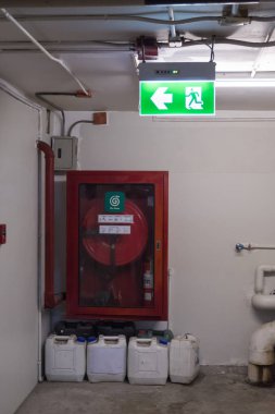 Yangın çıkış ışık işareti.