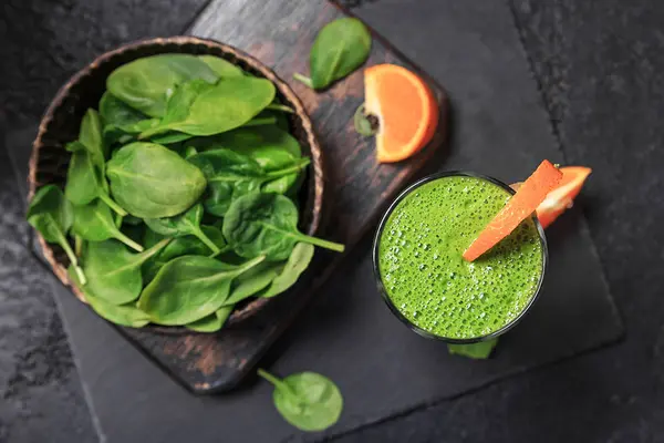 Taze ıspanak güler yüzlü