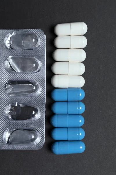 White Blue Pills Next Package — Stock Photo, Image