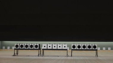 Hava tüfeği atışları için mobil hedef sistemi