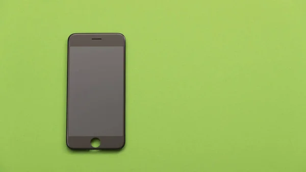 Черный Экран Телефона Зеленом Фоне Мак — стоковое фото