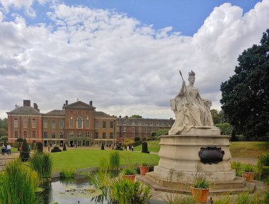Kensington Sarayı Londra