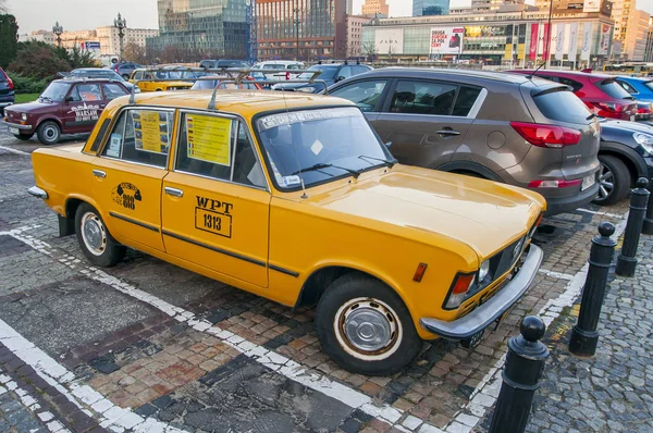 Fso Fiat 125P Taxi Coche Época Comunista Clásico Coche Polaco — Foto de Stock