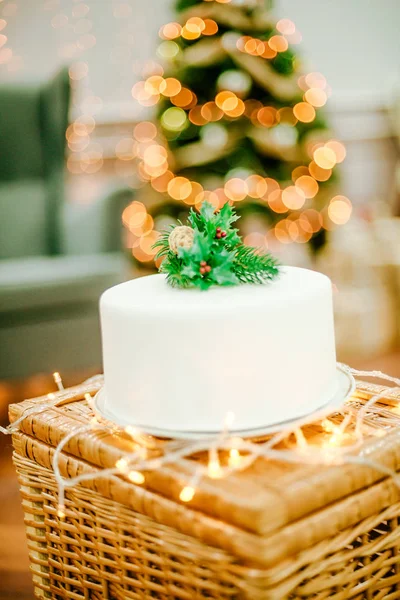Appetitliche Torte für Neujahr und Weihnachtsfeier — Stockfoto