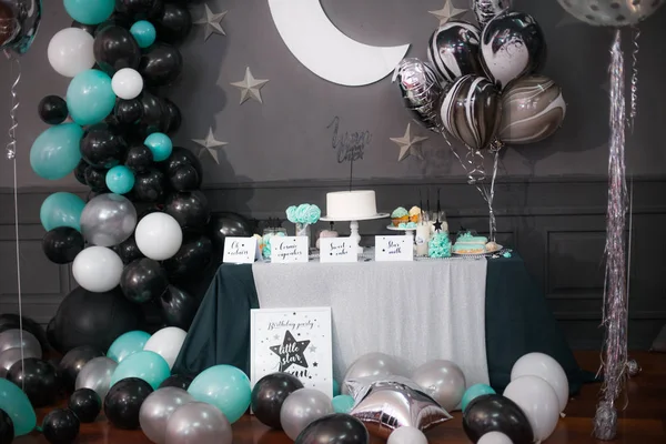 Stylish Decorated Children Candy Bar Balloons Birthday Party Holiday Celebration — Stock Photo, Image
