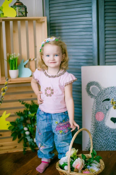 Petite Fille Mignonne Préparent Pour Célébration Pâques Enfant Amuser Avec — Photo