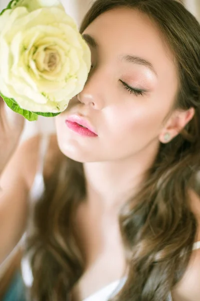 Cute Tender Young Bride Asian Appearance Long Hair White Dress — Stock Photo, Image