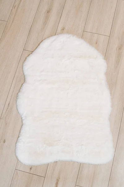 Kleiner Teppich Aus Künstlichem Kaninchenfell Weißer Farbe Details Zur Inneneinrichtung — Stockfoto