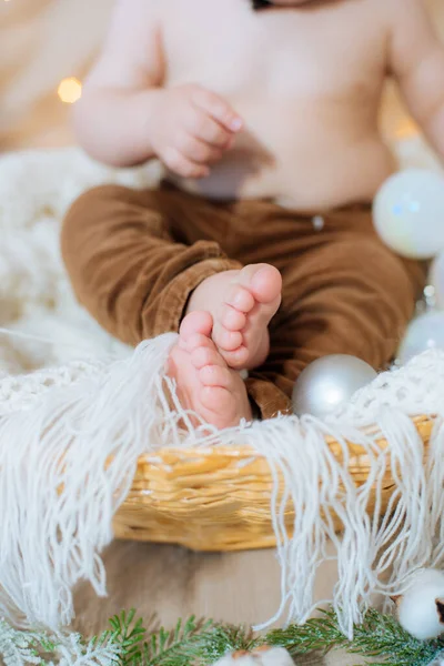 Little Cute Baby Feet Basket Decorated Needles Christmas Balls Festive — Stock Photo, Image